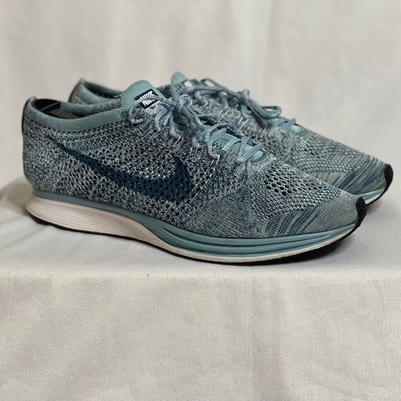 *RARE FIND* SIZE 12 - NIKE FLYKNIT RACER "BLUEBERRY" 2017 *ORIGINAL RELEASE* - Picture 1 of 16